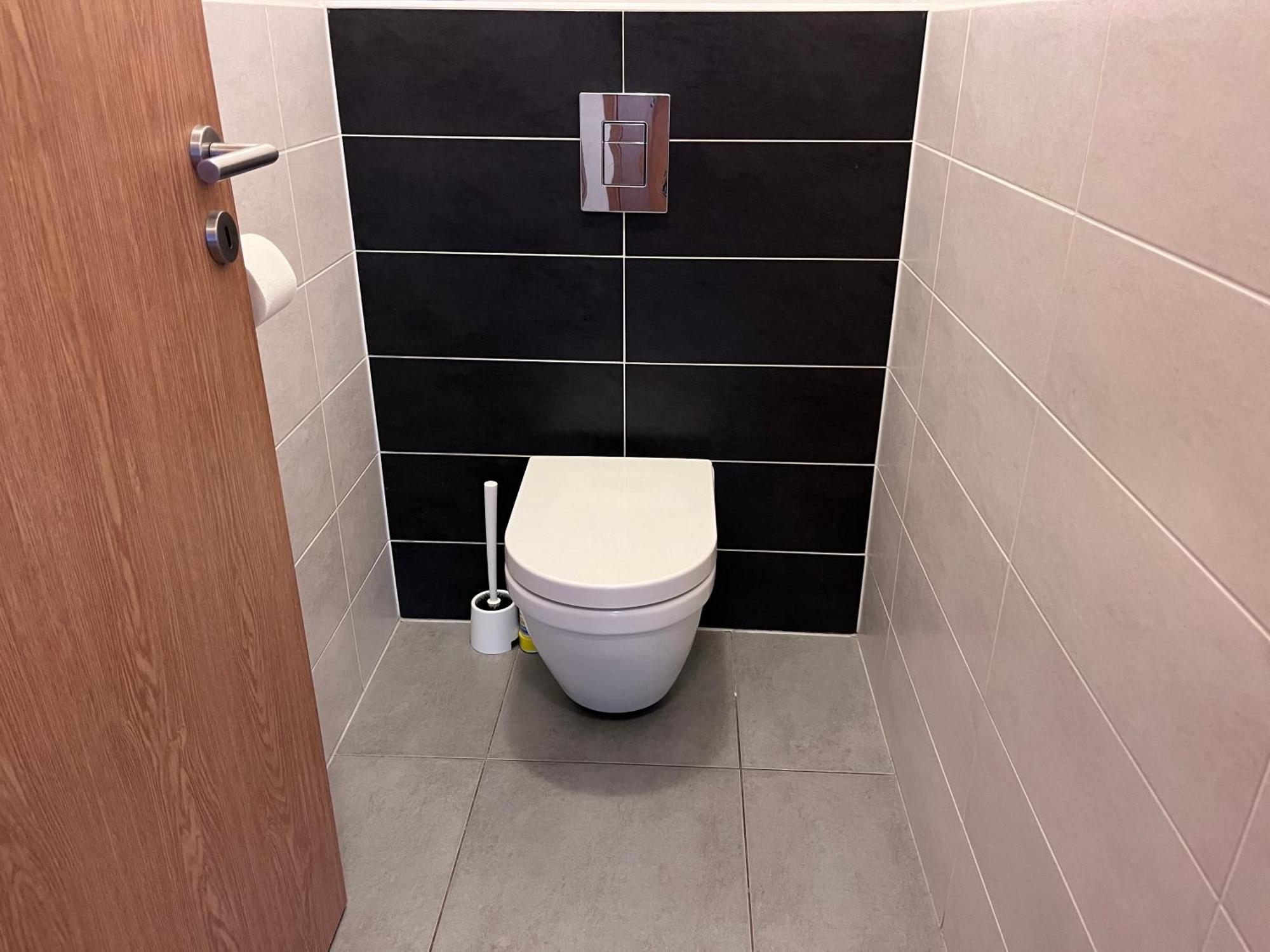 Apartman Bratislava City & Parking Екстериор снимка
