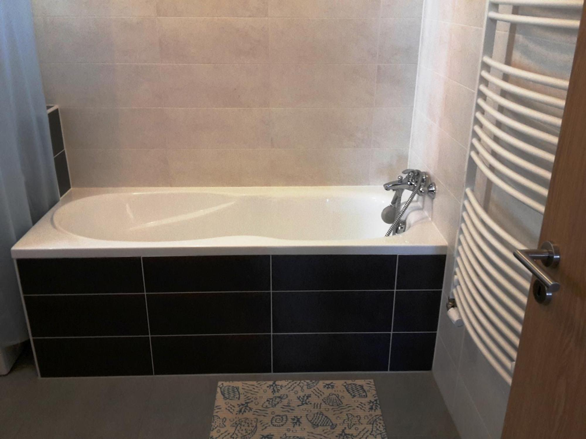 Apartman Bratislava City & Parking Екстериор снимка