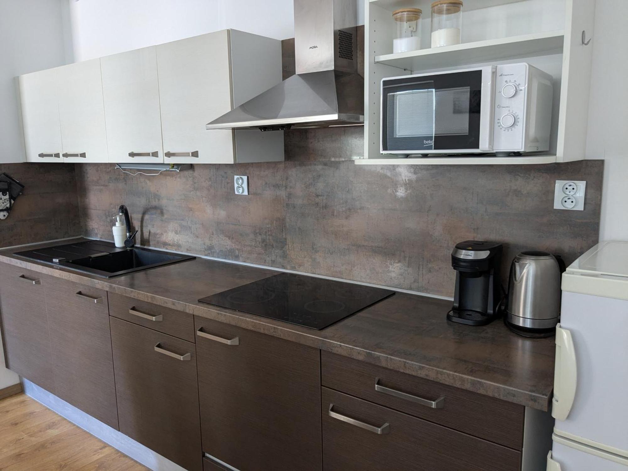 Apartman Bratislava City & Parking Екстериор снимка